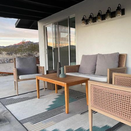Вилла 1 Minute To Joshua Tree National Park, Hot Tub, Stars, Private - The Wkndr Туэнтинайн-Палмс Экстерьер фото