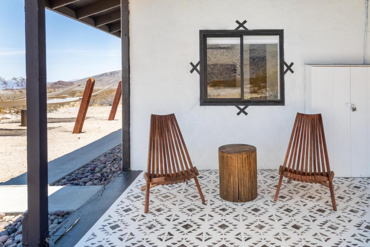 Вилла 1 Minute To Joshua Tree National Park, Hot Tub, Stars, Private - The Wkndr Туэнтинайн-Палмс Экстерьер фото